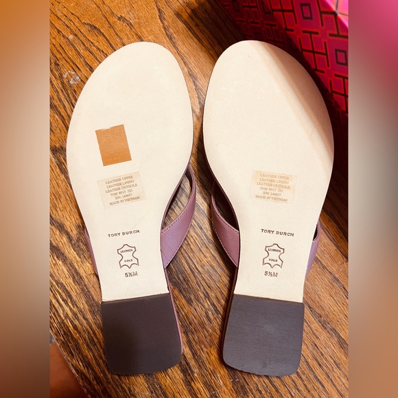 NWT. Flash sale ⚡️⚡️Rate Lavender Tory Burch Classic Flip Flop - Picture 3 of 8
